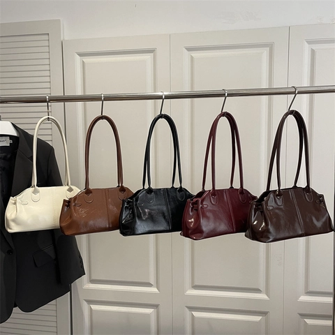 Retro Shiny PU Leather Underarm Shoulder Bag Large Capacity Solid Color Minimalist Commuter Tote Handbag For Women