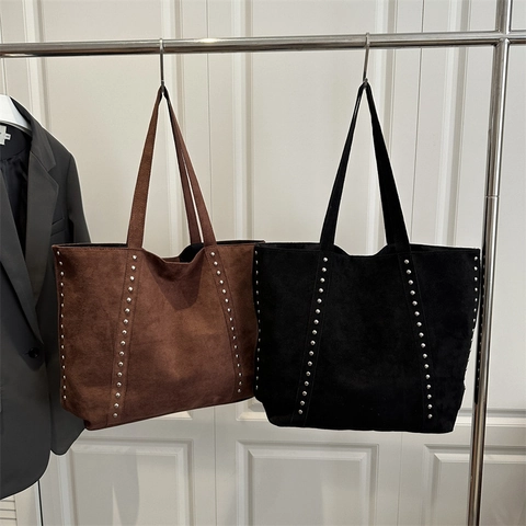 Large Capacity Faux Suede Tote Bag For Women Retro Rivet Shoulder Bag Fashion Commuter Handbag Solid Color Armpit Bag