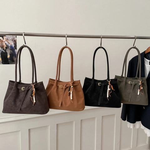 Damen Große Kapazität PU Leder Tote Bag Retro Minimalistische Umhängetasche Mit Holzperlen Anhänger Mode Handtasche