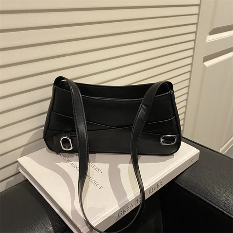 Sac Sous Le Bras Vintage Cuir PU Sac À Épaule Minimaliste Avec Sangles Croisées Boucles Argentées