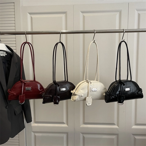 Bolso de Axila de Cuero PU Brillante para Mujer Minimalista Media Luna Bolso de Hombro Color Sólido Cierre de Cremallera Moda