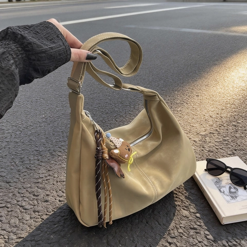Bolso Hobo De Gran Capacidad Cuero PU Mate Retro Bolso De Hombro Casual Estilo Callejero Simple Color Sólido