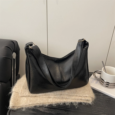 Damen Hobo Schultertasche PU Leder Große Kapazität Retro Minimalistische Crossbody Handtasche Für Den Alltag