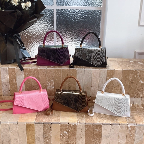 Fashion PU Leather Snake Pattern Crossbody Bag Contrast Color Women Handbag Small Square Shoulder Bag With Metallic Handle