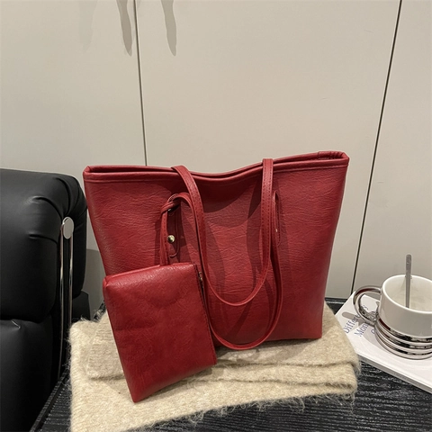Bolso Tote Grande Para Mujer Y Bolsa A Juego Cuero PU Bolso De Hombro Simple Para Viaje Remaches Metálicos
