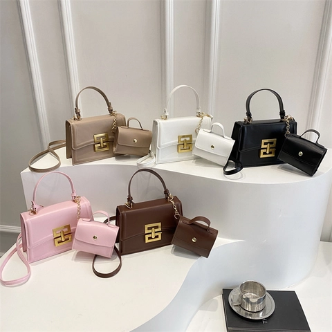 Borsa a Tracolla Piccola Quadrata in Pelle PU di Moda Con Fibbia in Metallo Borsa a Mano da Donna Minimalista Borsa Messenger Quotidiana Con Mini Tasca