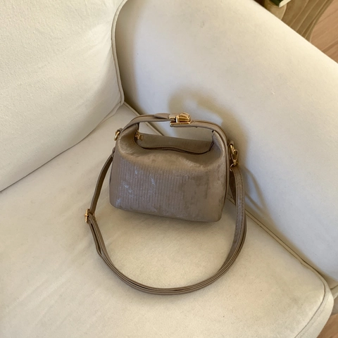 Women Shoulder Bag Ribbed PU Leather Crossbody Handbag Small Pillow Purse Retro Solid Color For Daily Outfits