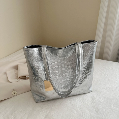 Crocodile Pattern PU Leather Tote Bag Large Capacity Metallic Luster Shoulder Handbag For Women Commuter Daily Use Trendy