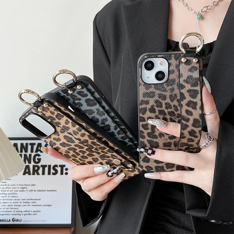 Leopard Print Phone Case With Hand Strap Metal Ring Grip PU Leather Shockproof Luxury Trendy Cover For iPhone