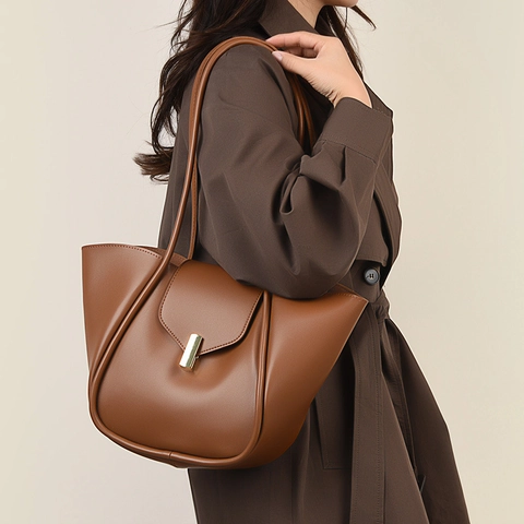 Women PU Leather Tote Bag And Matching Zipper Pouch Fashion Winged Shoulder Bag Large Capacity Solid Color Handbag Gold Lock