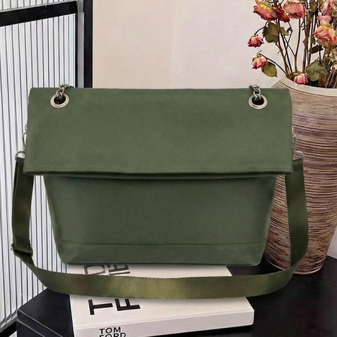 Large Capacity Nylon Shoulder Bag With Metal Chain Flap Wide Adjustable Strap Casual Women Crossbody Bag