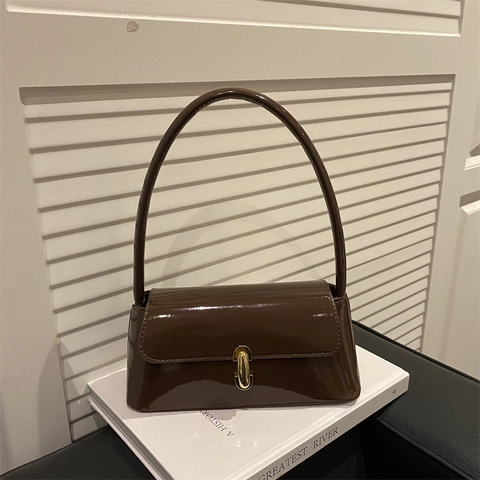 Patent Leather Underarm Bag Women PU Baguette Shoulder Bag With Metal Lock Solid Color Retro High Gloss