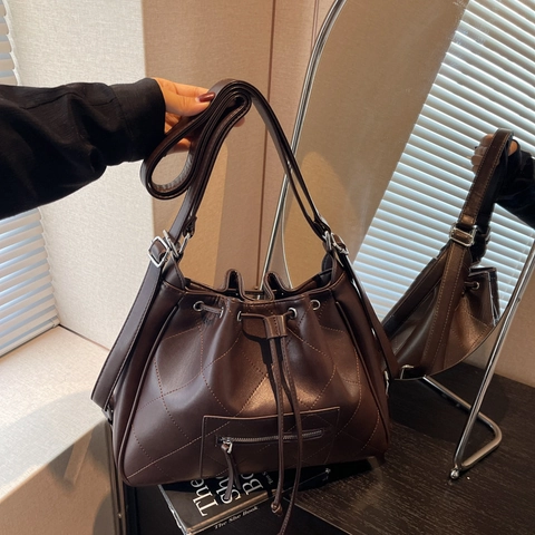 Damen Gesteppte PU-Leder Eimertasche Große Kapazität Kordelzug Schultertasche Lässige Retro Umhängetasche