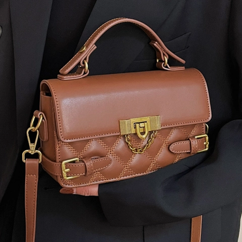 Gesteppte PU Leder Schulter Umhängetasche Für Damen Mit Metallkettenschloss Tragegriff Retro Minimalistisch Vielseitig