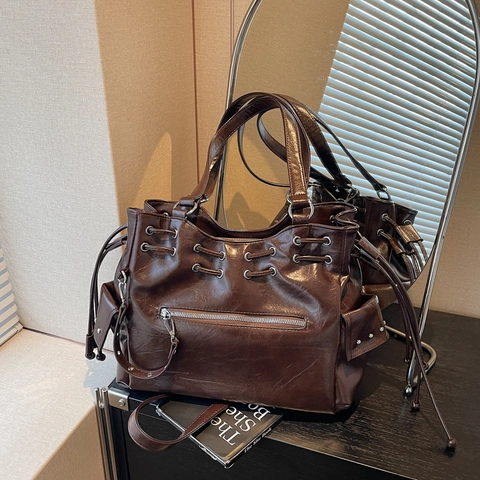 Grand Sac Cabas Similicuir Brillant Cordon Détails Rétro Moto Style Sac À Épaule Pour Femmes Multi Poches