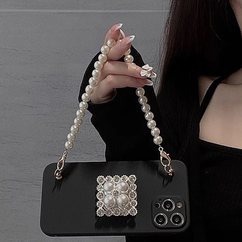 Luxury Matte Black Phone Case With Artificial Pearl Rhinestone Stand And Detachable Artificial Pearl Hand Strap Chain For Multiple iPhone Models