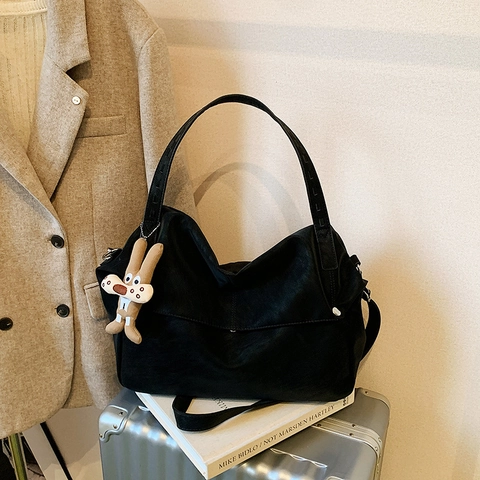 Borsa Tote Grande Pelle PU Tracolla Con Ciondolo Peluche Minimalista Retrò Per Donna Uso Quotidiano