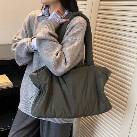 Borsa Tote Trapuntata Minimalista Grande Capacità Nylon Borsa A Spalla Donna Borsa Sottobraccio Casual