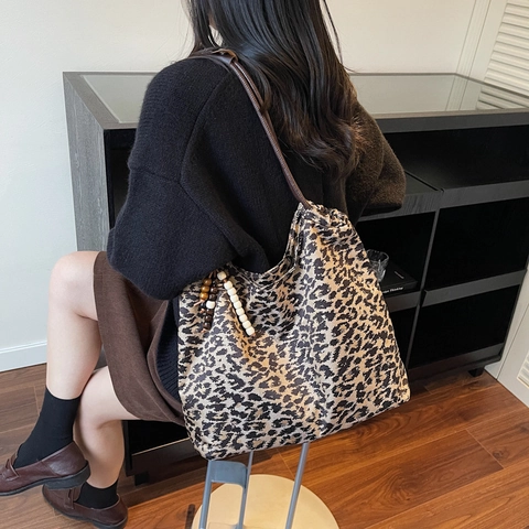 Leopard Print Canvas Tote Bag Large Capacity Urban Casual Shoulder Handbag With Bead Tassel For Women