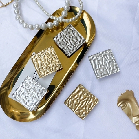 Vierkante Metalen Telefoonhouder Gehamerd Textuur Opvouwbare Intrekbare Houder Gegalvaniseerde Luxe Standaard Met Strass