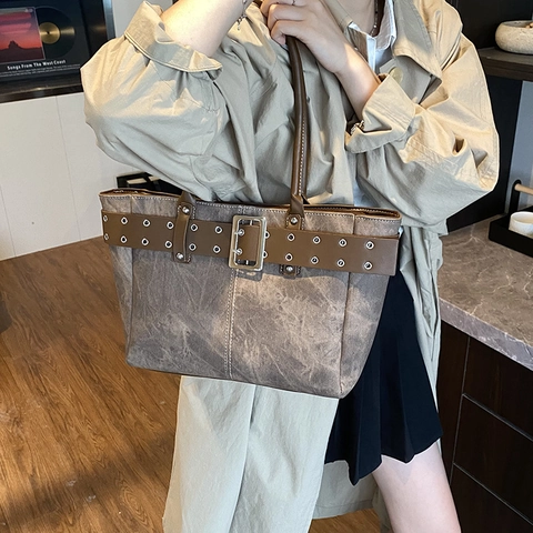 Grande Borsa Tote Vintage Da Donna In Pelle PU Borsa A Tracolla Con Cintura Decorativa E Occhielli Per Il Pendolarismo