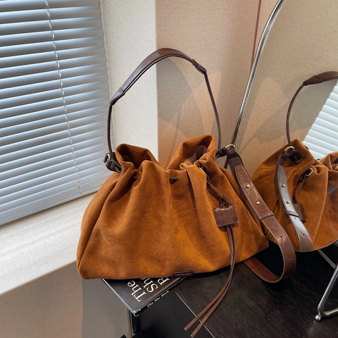 Borsa Tote In Camoscio Grande Capacità Donna Plissettata Cloud Hobo Borsa A Spalla Coreano Retro