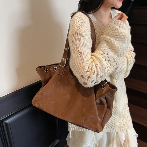 Borsa Tote Capiente In Pelle PU Opaca Borsa A Spalla Con Occhielli Metallici Retro Borsa A Mano Versatile Da Donna