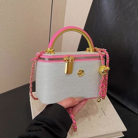 Elegante Box Handtasche Mit Blumen Metall Ornament Gewebtem Kettenriemen PU Leder Denim Stoff Umhängetasche