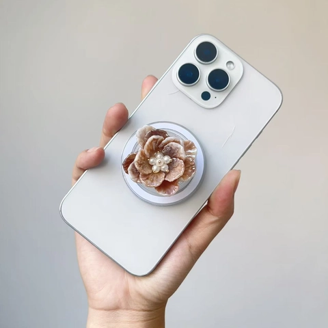 Magnetic 3D Flower Phone Grip Stand Collapsible Resin Floral Bracket With Artificial Pearl Elegant Gradient