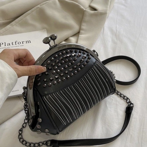 Borsa A Tracolla Retrò Da Donna In Pelle PU Con Borchie E Nappe Borsa A Mano Vintage Kiss Lock Punk Chic