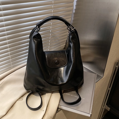 Damen Retro PU Leder Multifunktionstasche Große Kapazität Hobo Schulter Umhängetasche Rucksack Mit Plüsch Anhänger Pendler