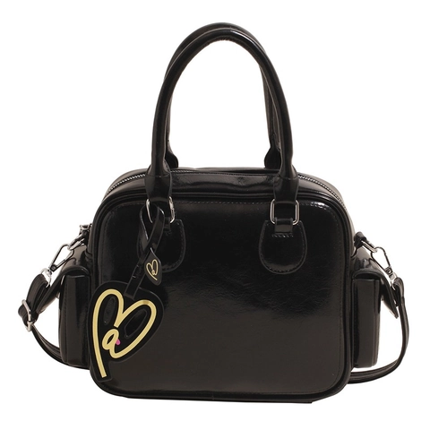Borsa A Spalla Da Donna In Pelle PU Borsa A Mano Boston Lucida Con Pendente A Cuore Tasche Laterali Tracolla