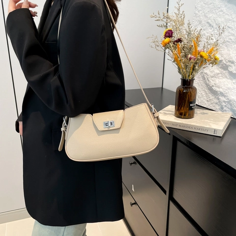 Minimalist Underarm Shoulder Bag For Women Lychee Pattern PU Leather Retro Crossbody Bag Silver Twist Lock Square Purse