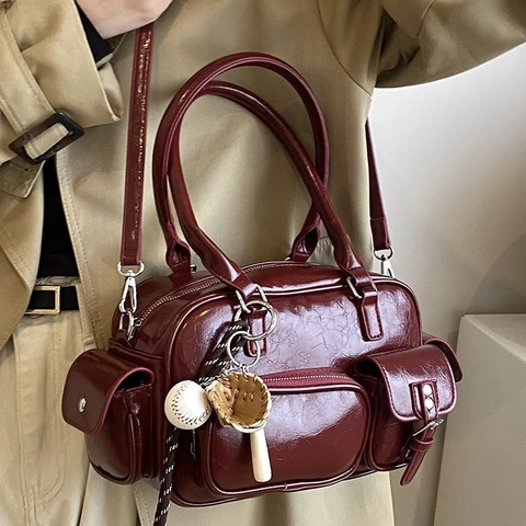 Borsa A Spalla Boston Da Donna In Pelle PU Lucida Multitasca Retro Borsa A Mano Bowling Con Ciondolo Da Baseball