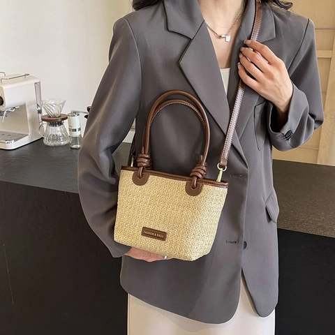Damen Stroh Gewebte Umhängetasche Handtasche PU Leder Spleißen Vielseitige Umhängetasche Eimer Tasche Urban Minimalistisch Lässig Urlaub Stil