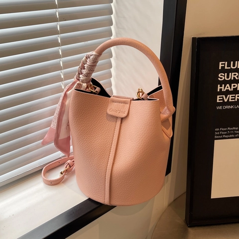 Borsa A Secchiello In Pelle PU Grana Litchi Con Sciarpa Decorativa Borsa A Mano Moda Spalla Tracolla Casual Donne