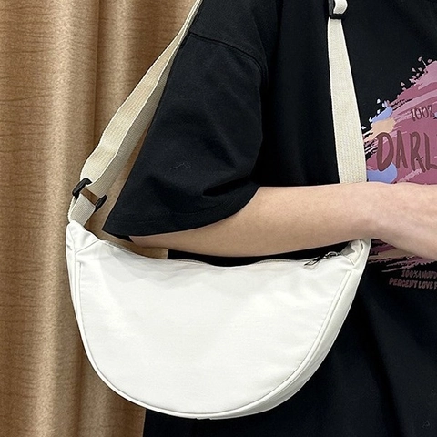 Sac Bandoulière Demi-Lune En Nylon Style Japonais Décontracté Sac Croissant Léger Bandoulière Réglable Femmes