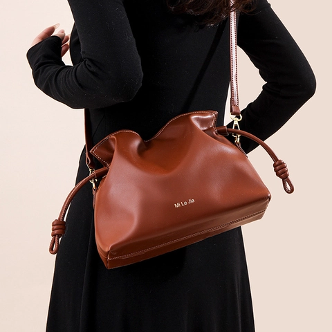 Sac Seau Plissé En Similicuir PU Cordon De Serrage Nuage Sac Bandoulière Style Chic Simple Pour Femmes