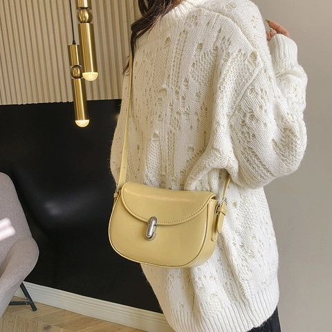 Borsa A Tracolla A Sella Retrò Per Donna Pelle PU Borsa Minimalista Con Tracolla Regolabile E Fibbia In Argento