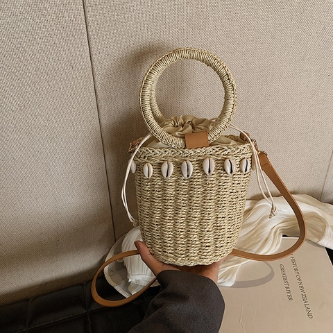 Bohemian Straw Woven Bucket Bag With Shell Decor Round Handle Drawstring Interior Leather Shoulder Strap Summer Beach