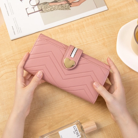 Portafoglio Lungo Donna Pelle PU Trapuntato a V Fibbia a Cuore Nastro a Righe Grande Capacità Tasca Telefono Elegante