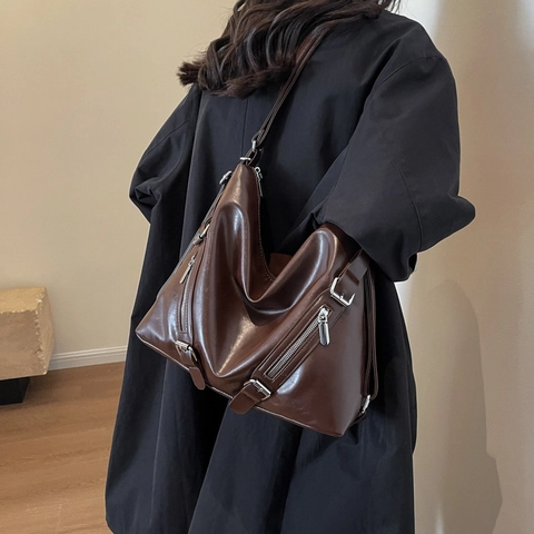 Women Large Capacity Tote Bag Vintage PU Leather Shoulder Bag Slouchy Hobo Bag With Zipper Decor Casual Daily Commute