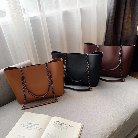 Große PU Leder Einkaufstasche Mit Metallkettenriemen Retro Pendler Handtasche Für Damen