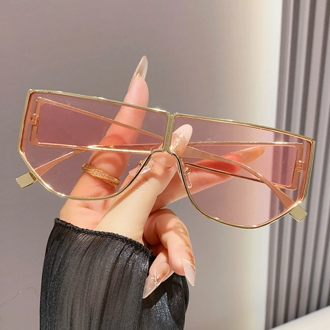 Oversized Geometric Shield Sunglasses Metal Frame UV400 Protection Trendy Y2K Fashion Eyewear For Women