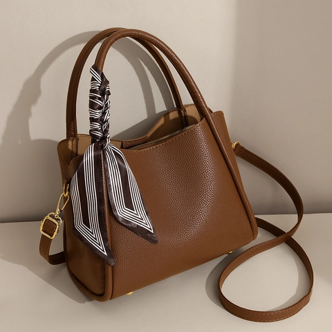 Damen Handtasche Gekörntes PU Leder Beuteltasche Mit Satinnschal Dekor Elegant Retro Schultertasche