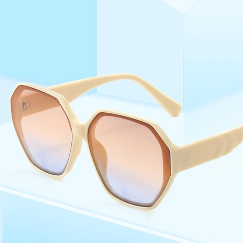Oversized Geometric Hexagonal Sunglasses Women PC Frame UV400 Protection Retro Trendy Fashion Sun Glasses Beach Driving