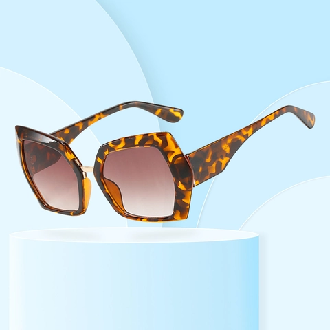 Oversized Hexagonal Sunglasses For Women Fashion Gradient Candy Color UV400 Protection PC Frame AC Lens