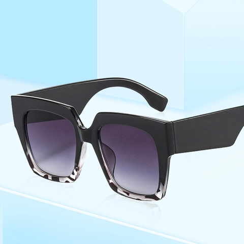 Square Sunglasses Oversized Retro Fashion UV400 Protection Gradient Lenses PC Frame Outdoor Travel Unisex Eyewear