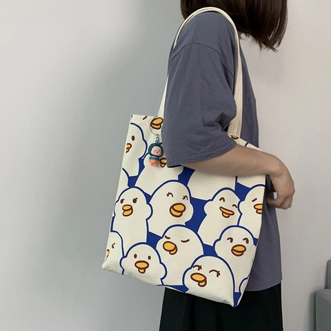Süße Cartoon Ente Druck Leinwand Tragetasche Große Kapazität Reißverschluss Schultertasche Mit Puppenanhänger Für Schule Casual