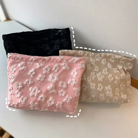 Trousse De Maquillage À Fleurs En Relief 3D Grande Capacité Portable Jacquard Organisateur De Voyage Pour Femmes